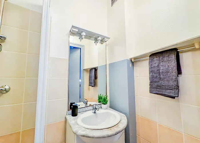 Spacieux Et Pour 4 Personnes *