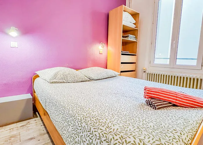 Spacieux Et Pour 4 Personnes Апартаменты